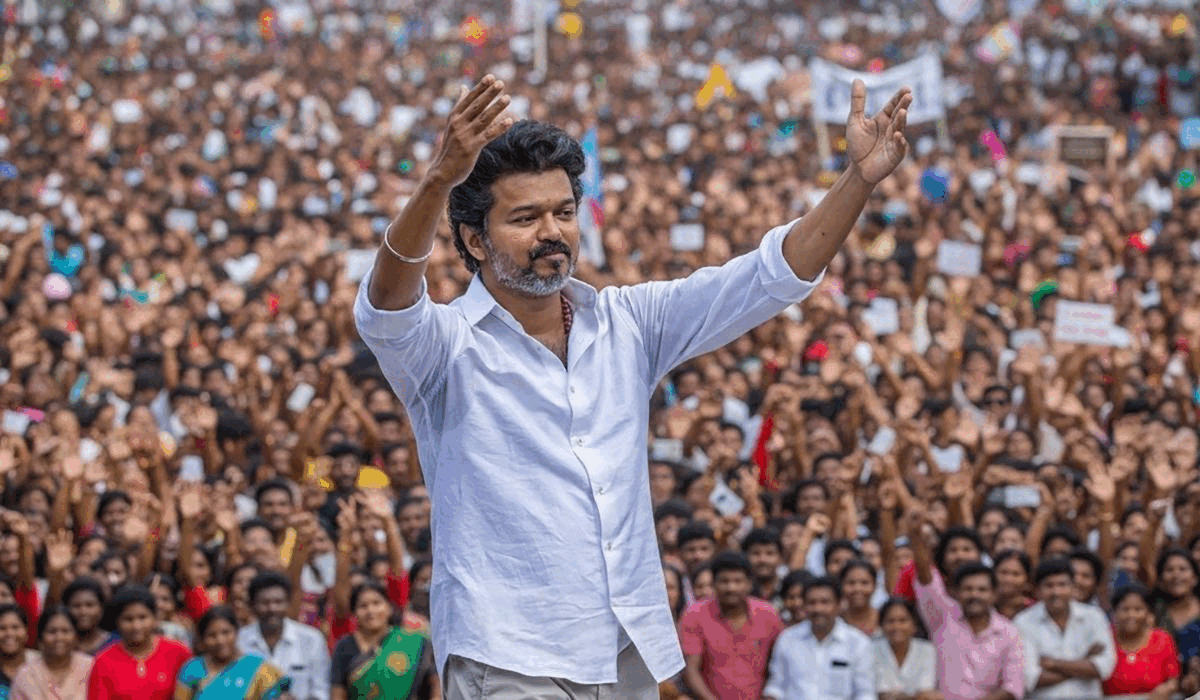 சனிக்கிழமை மட்டும் ஏன் பிரச்சாரம்…. உங்கள் மிரட்டலுக்கு விஜய் ஆள் இல்லை ஸ்டாலின் சார்!